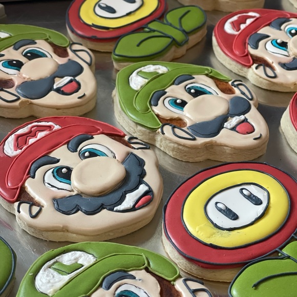 Meet your posher ambassador - Picture 10 of 10